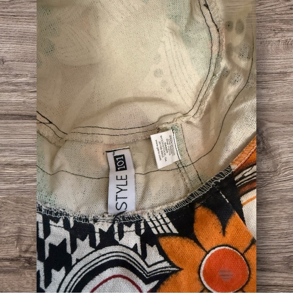 Retro-Style Flower Power Bucket/Sun Hat by Ganz - Picture 6 of 6